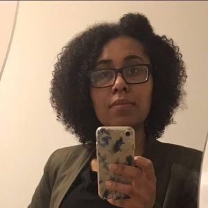 Meet your Posher, Paula